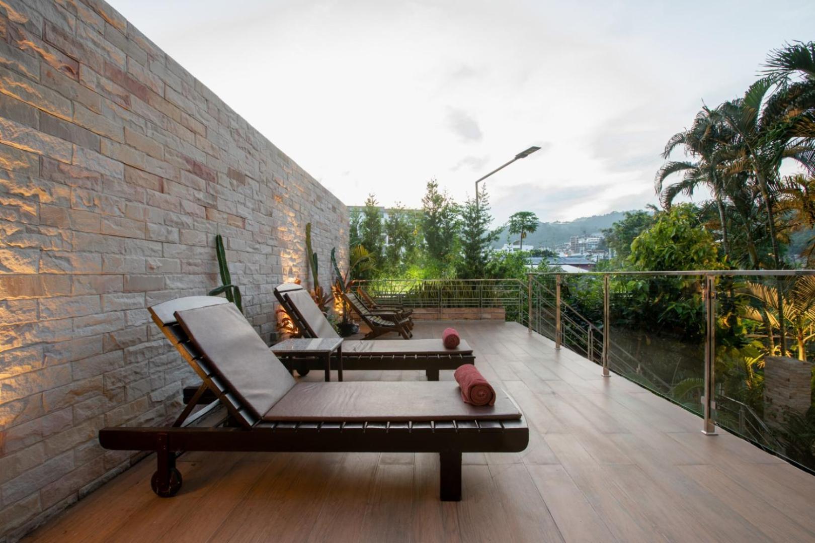 โรงแรม ออร์คิด การ์เด้นท์ Patong ภายนอก รูปภาพ