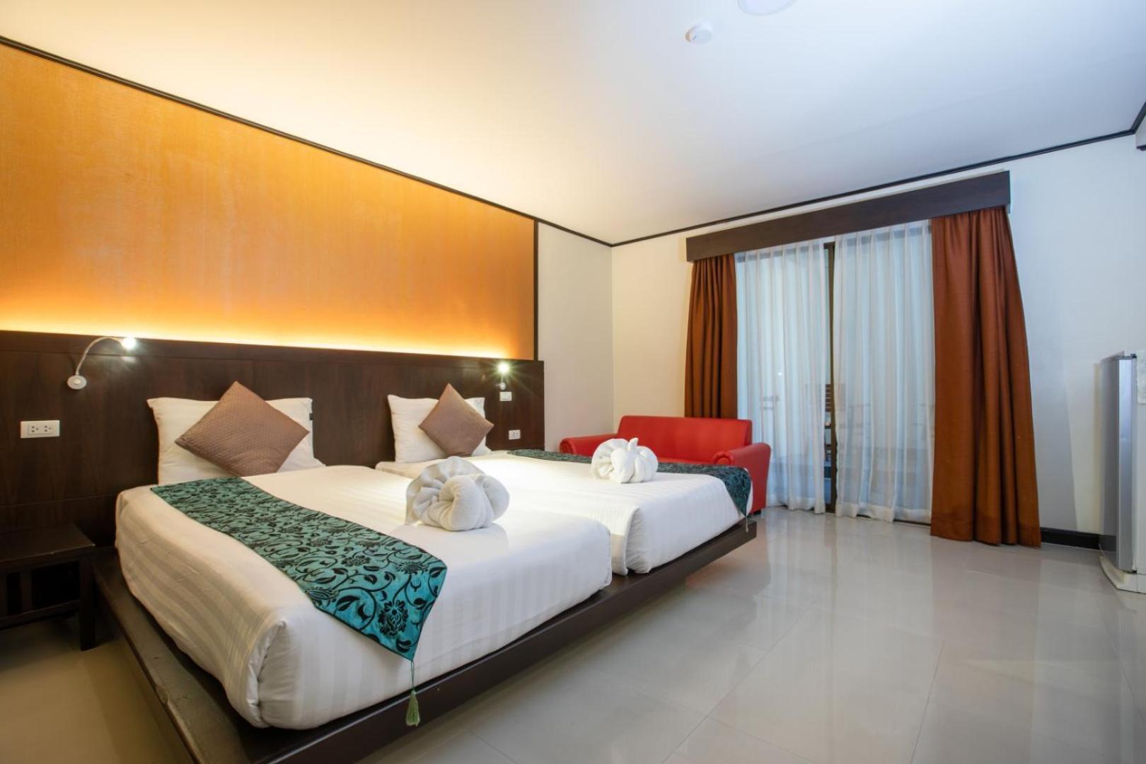 โรงแรม ออร์คิด การ์เด้นท์ Patong ภายนอก รูปภาพ